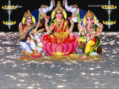 1024X768-Lakshmi Wallpapers_255