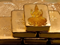 1024X768-Lakshmi Wallpapers_348